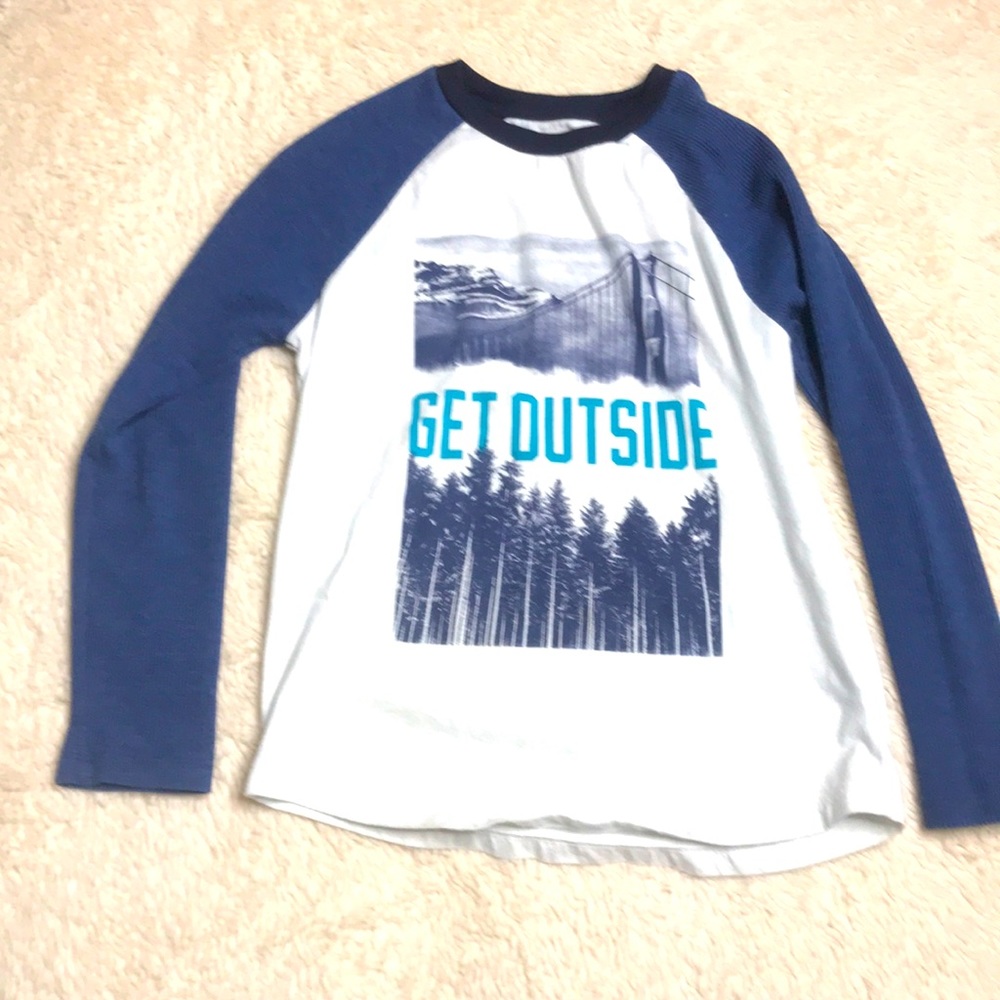 Boys Old Navy T-shirt